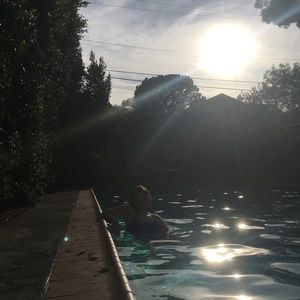 Meet your Posher, Sutton